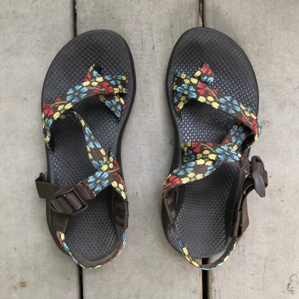 SINGLE STRAP CHACOS